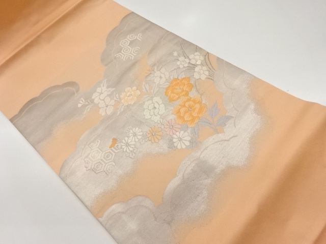 雲に草花・亀甲模様織出し名古屋帯